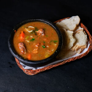 CALDO DE CARNE